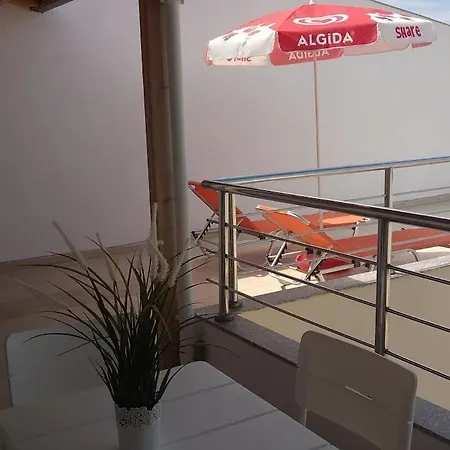 Apartment Summer Close To The - Ares 3
